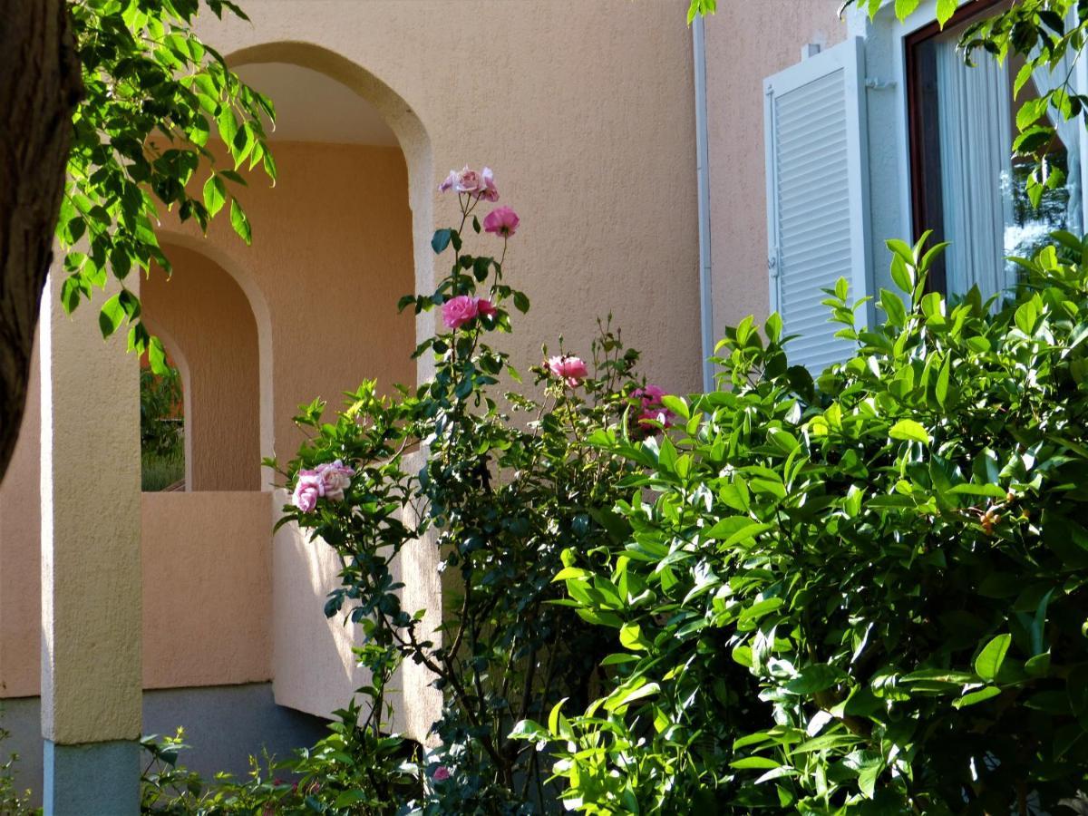 Apartmani Milena Barbat na Rabu Exterior photo