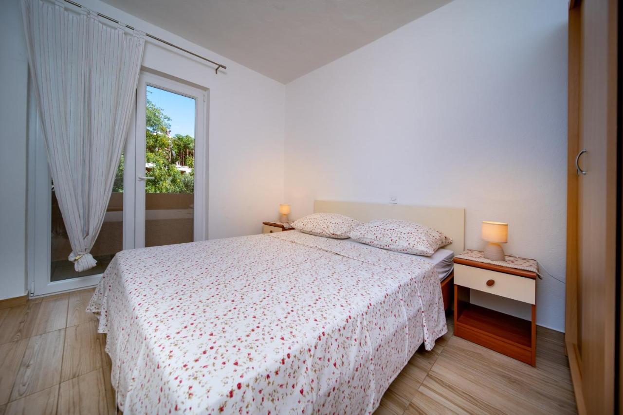 Apartmani Milena Barbat na Rabu Exterior photo