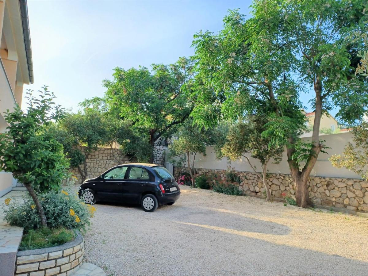 Apartmani Milena Barbat na Rabu Exterior photo